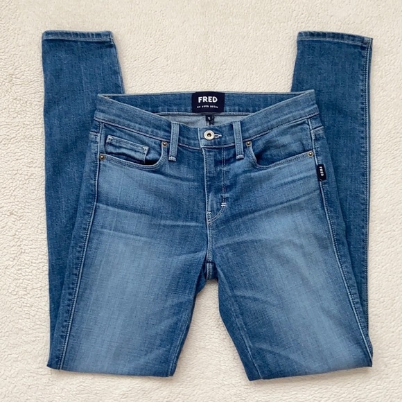 Fred By Fred Segal Perfect Skinny Jeans - Picture 13 of 14